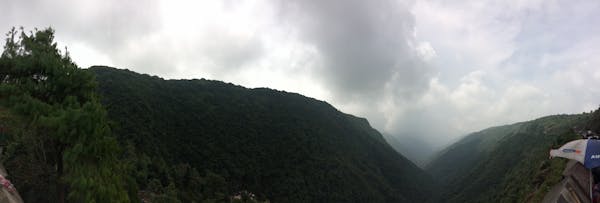 Khẩu trang trên máy bay