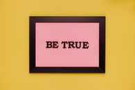 Black and White I Love You Wall Decor