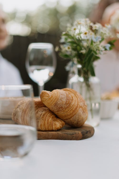 Gratis lagerfoto af brød, croissanter, delikat