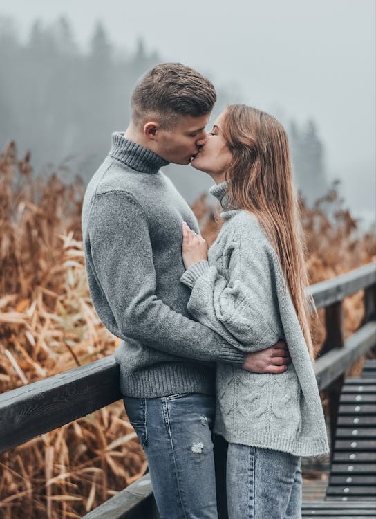 Free Man and Woman Kissing  Stock Photo