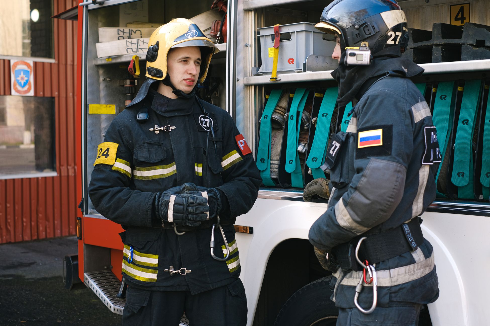 Brand op Pannenkoekenboot in Rotterdam, passagiers geëvacueerd