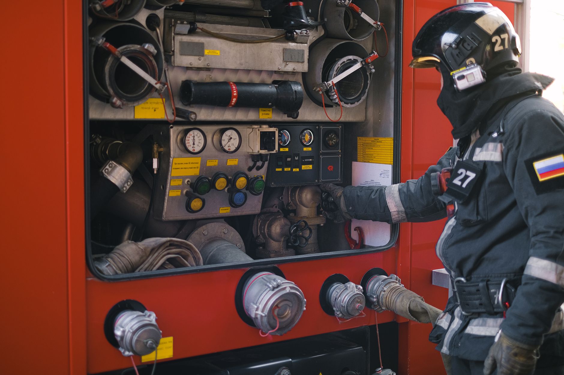 Humanoide Roboter bei der Feuerwehr: Einsatz in Gefahrenzonen