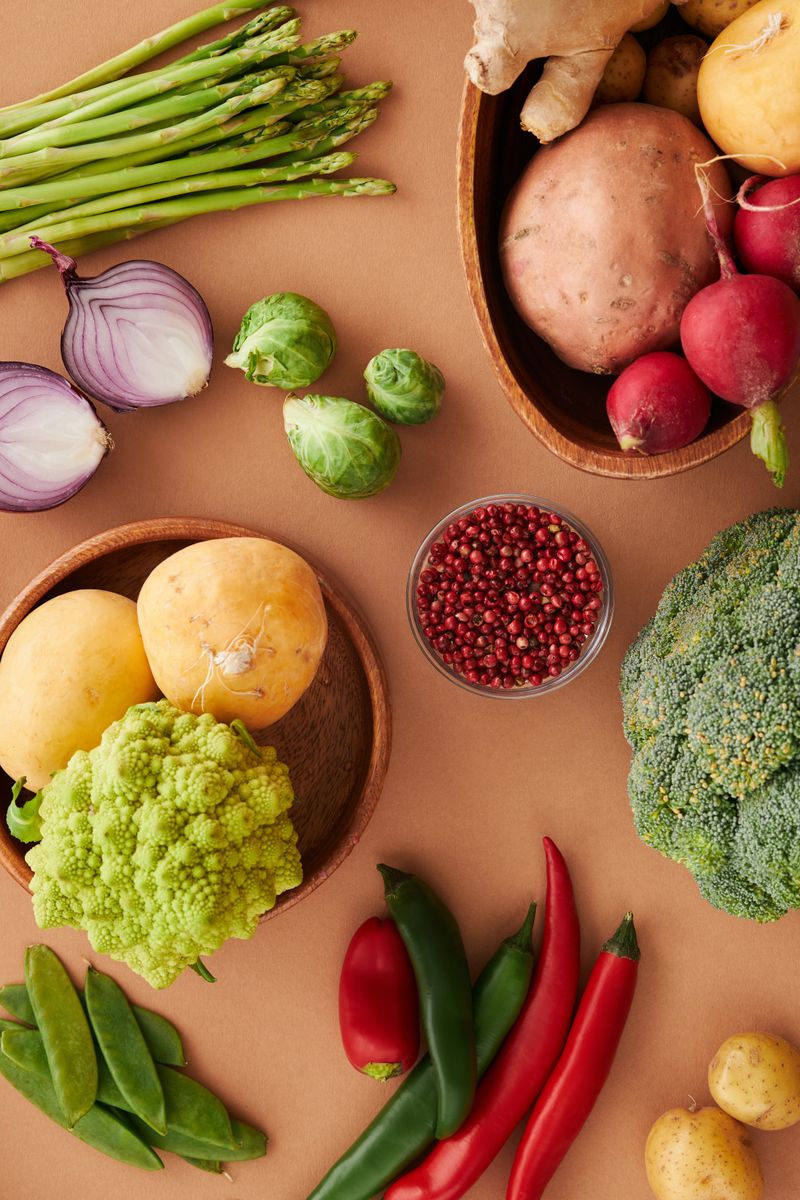 Healthy plate with intermittent fasting meal for adults over 35