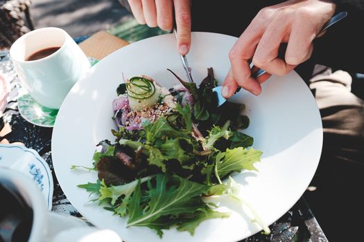 Hälsofokus på svenska restauranger - Trend eller framtid?