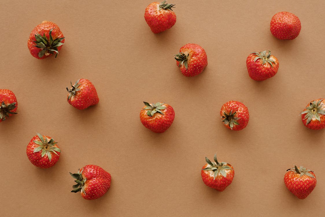 免費 紅草莓棕色紡織 圖庫相片