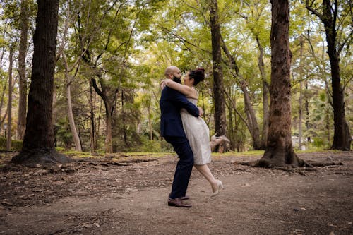 Foto stok gratis bersama, cinta, hutan