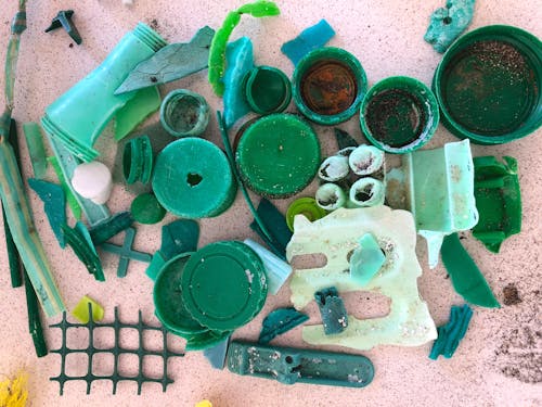 Gratis lagerfoto af 5 minutters strandoprydning, affaldskunst, artivism