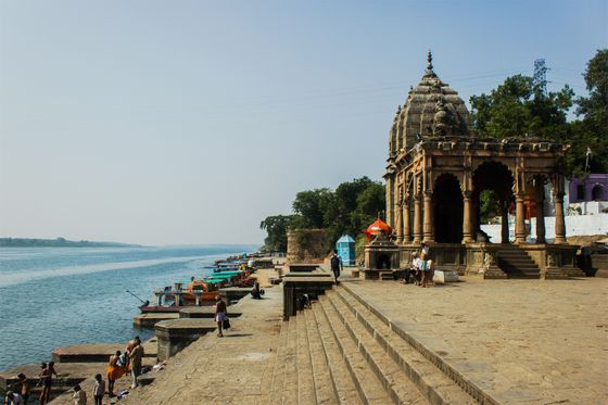 Narmada (Shondesh) Temple