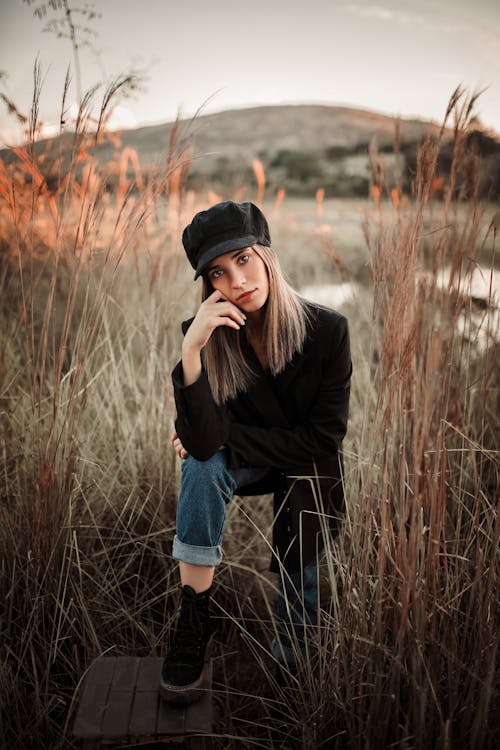 Fotobanka s bezplatnými fotkami na tému atraktívny, black blazer, blondína