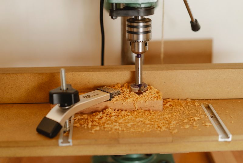 Drill Press Swing vs. Spindle Travel: Capacity Guide
