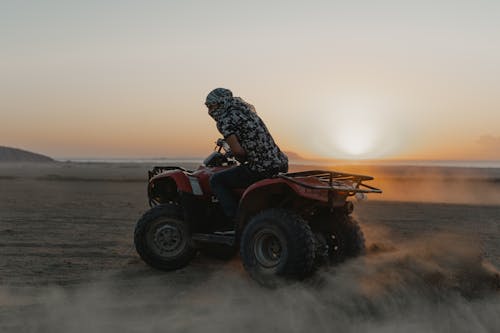 Fotobanka s bezplatnými fotkami na tému aktivita v službe, atv, breh