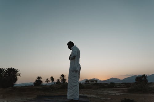 Fotobanka s bezplatnými fotkami na tému beduín, čierny a biely, človek