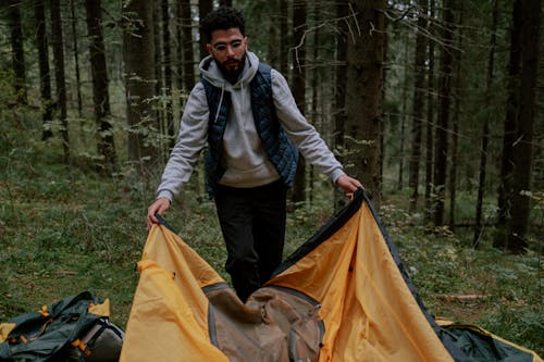 adam, aşınmak, boş zaman etkinliği içeren Ücretsiz stok fotoğraf