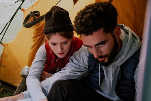 Foto d'estoc gratuïta de acampant, acampar, càmping