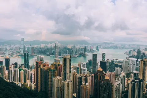 Hong Kong Private Sightseeing with a Local Driver-Guide