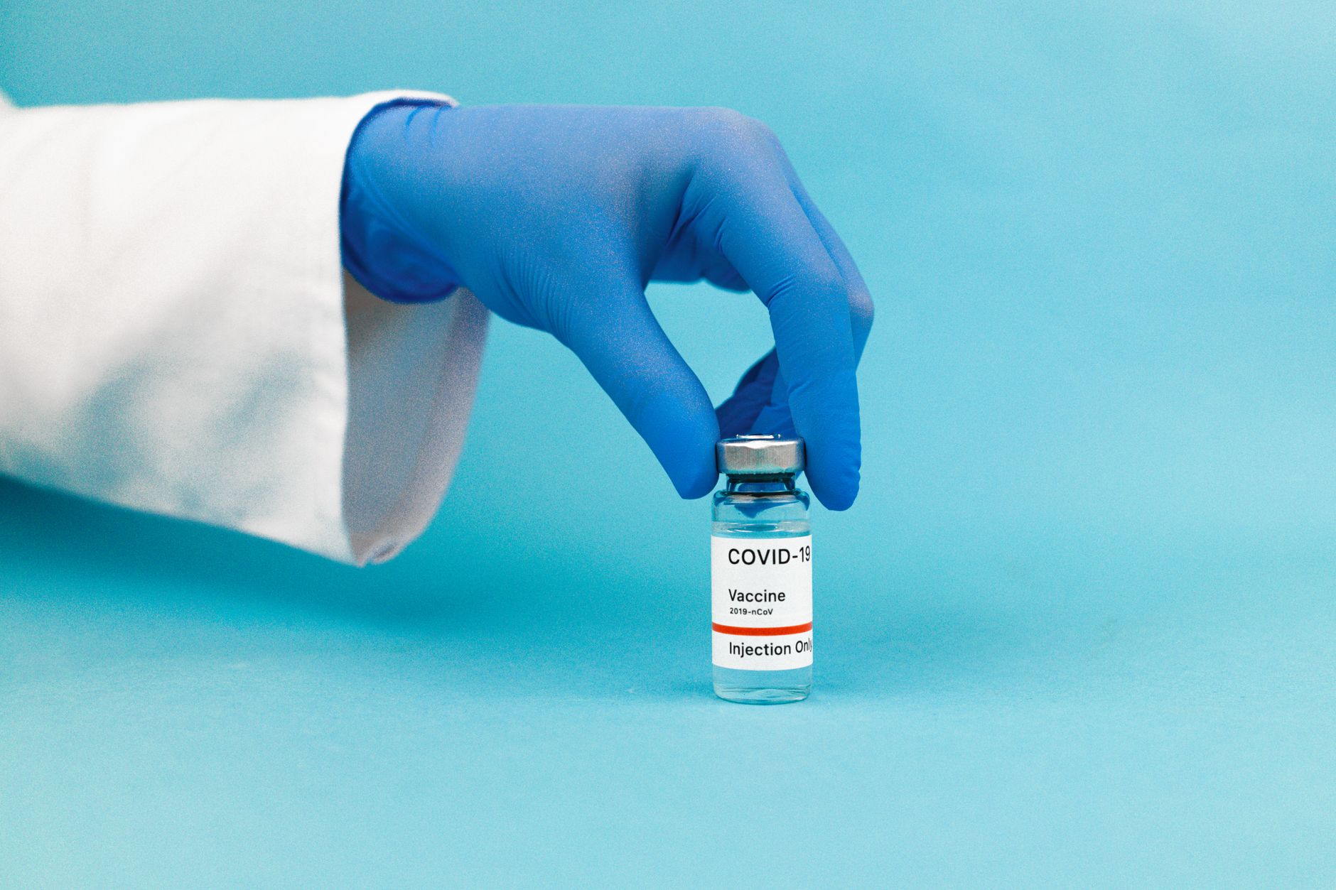 AI-Designed 'Universal Vaccine' Passes First Human Clinical Trial, Could Prevent Future Pandemics
