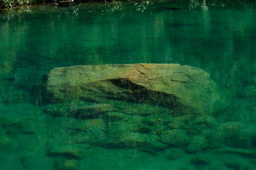 Fotos de stock gratuitas de bajo el agua, formación de roca, lago