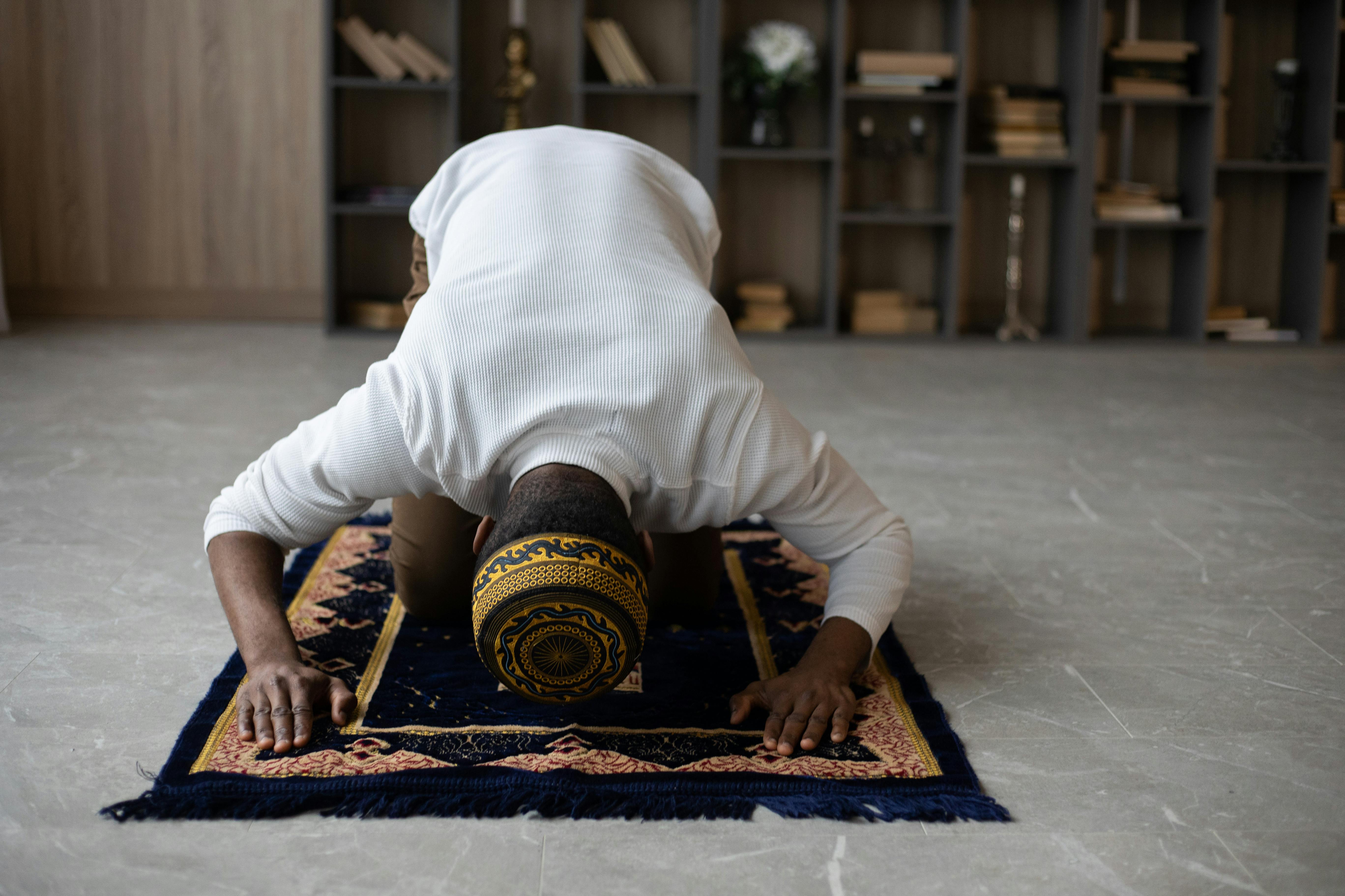 Sajdah Images – Browse 1,517 Stock Photos, Vectors, and Video | Adobe Stock