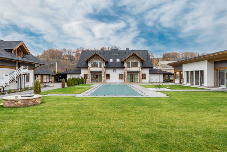 Courtyard Of Modern Cottage House