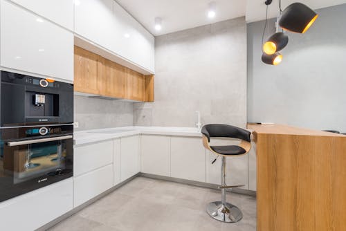 Free Modern kitchen with various appliances Stock Photo