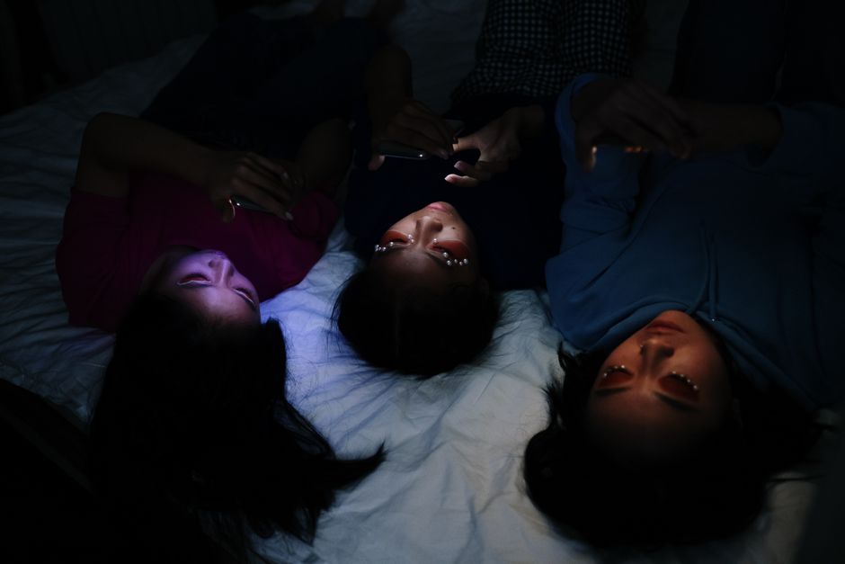 スマホ依存をやめたかった俺が、深夜2時にやってよかった5つのこと