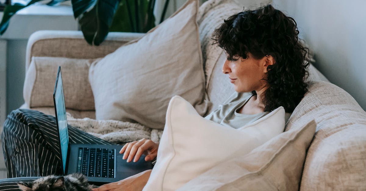 How to be a player online movie