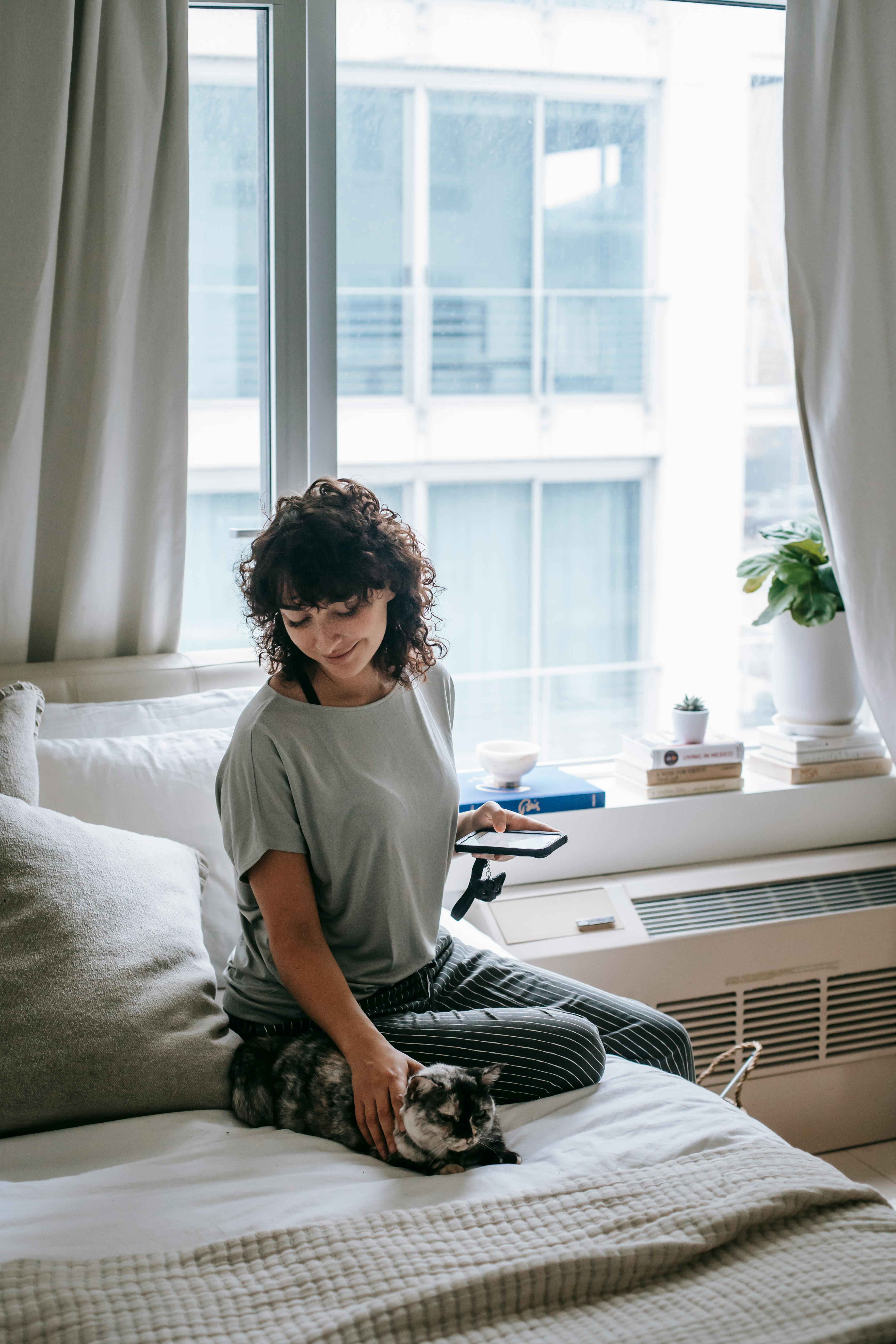 The Intriguing Charms of Love Gifs - Connecting Hearts Through Animated Affection