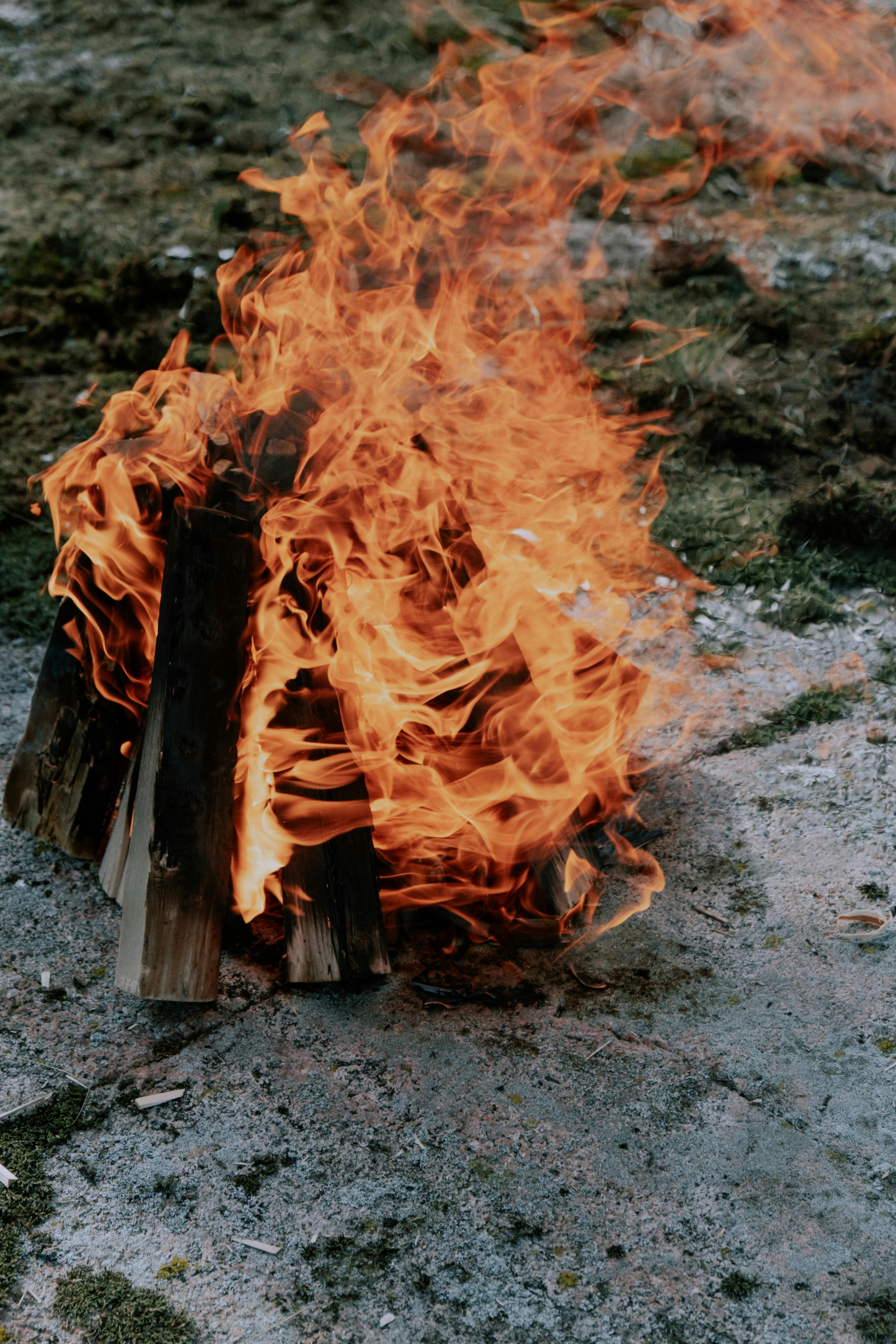 Black kettle on fire during daytime photo – Free York Image on Unsplash