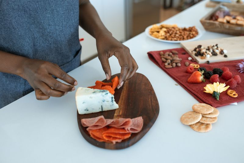 mini bagels topped with cream cheese and smoked salmon