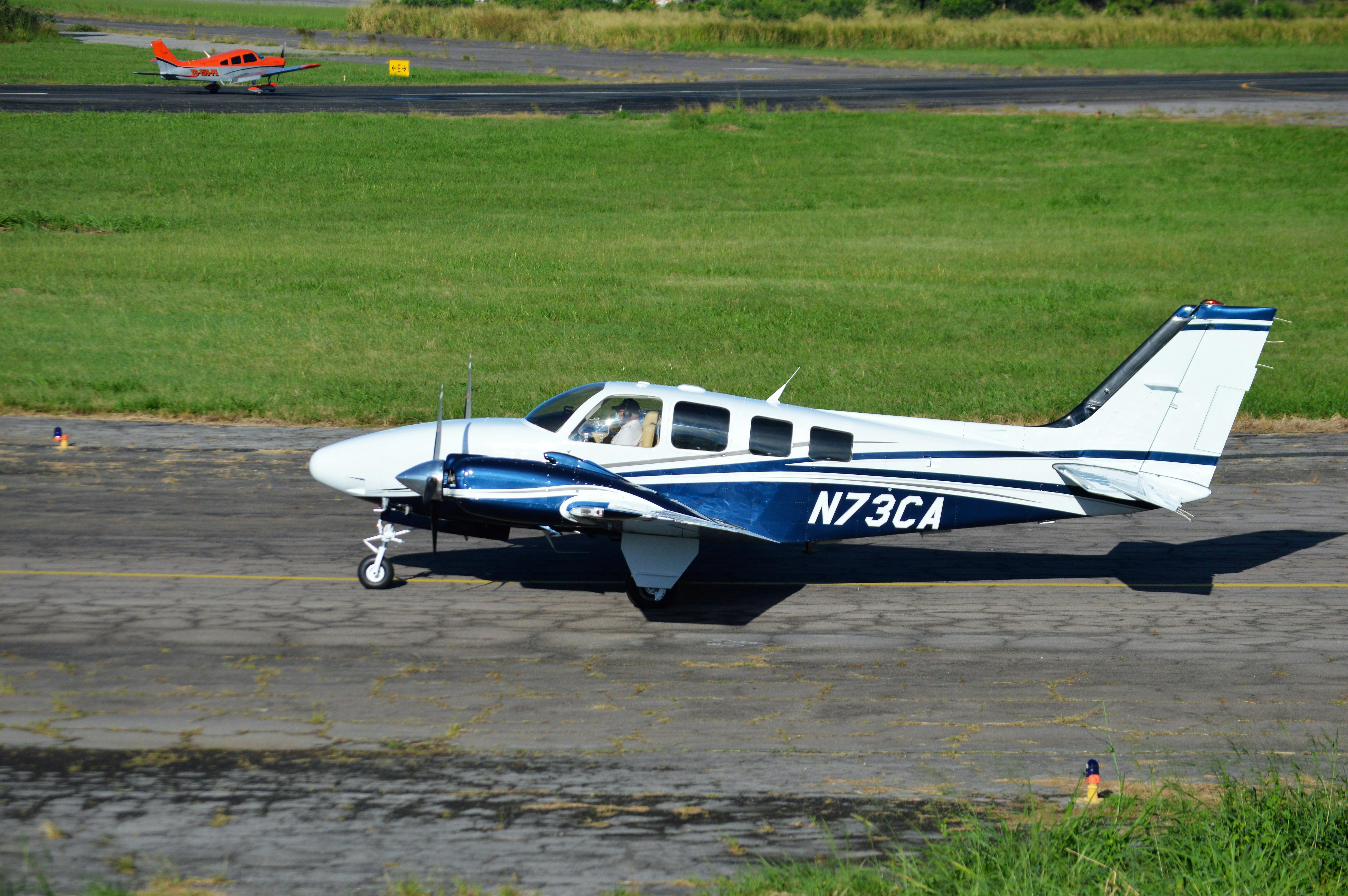 General Aviation Market Outlook: Private Air Travel Demand and Growth Opportunities — Photo by César+Mirna Choto on Pexels