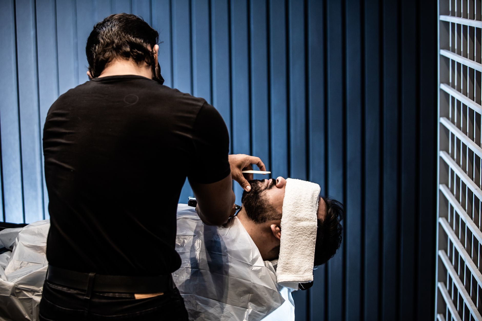 hot towel shave Mississauga