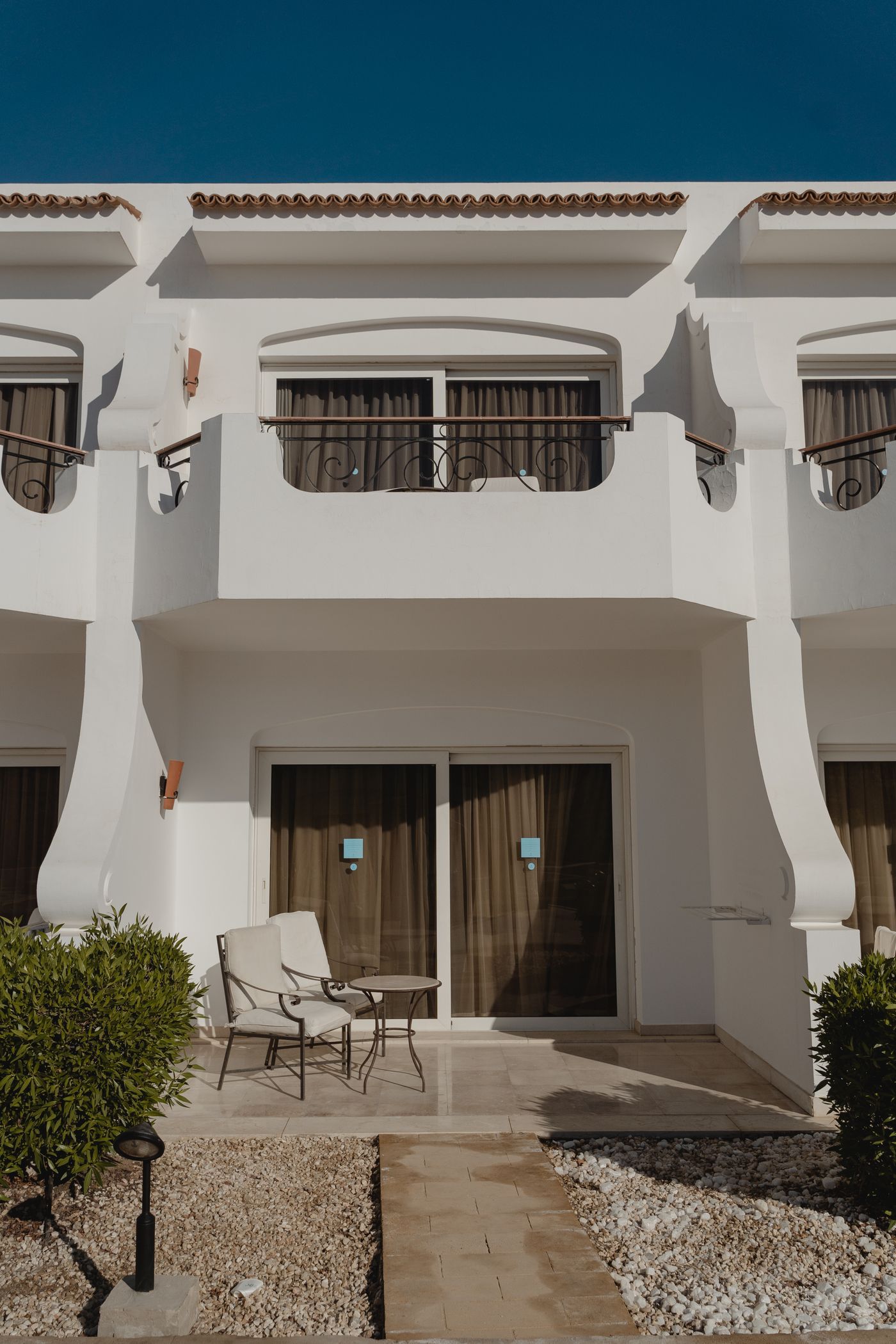 Villa contemporaine avec menuiseries vitrées