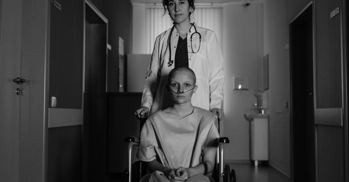 Top Women's Oncology Specialists in Park Street Kolkata
