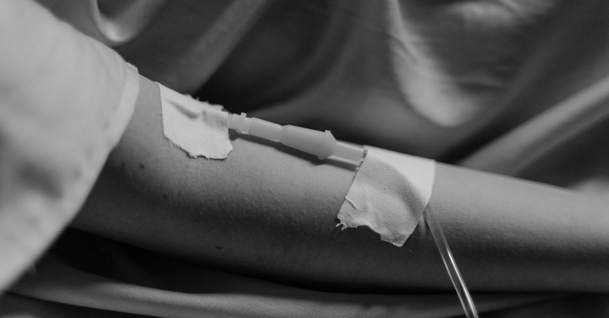 Security Guard Giving IV Drips: Probe Launched After Madhya Pradesh Hospital Video Surfaces