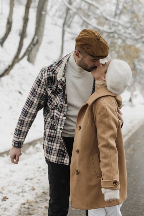 Free Sweet Moments of Romantic Couple Stock Photo