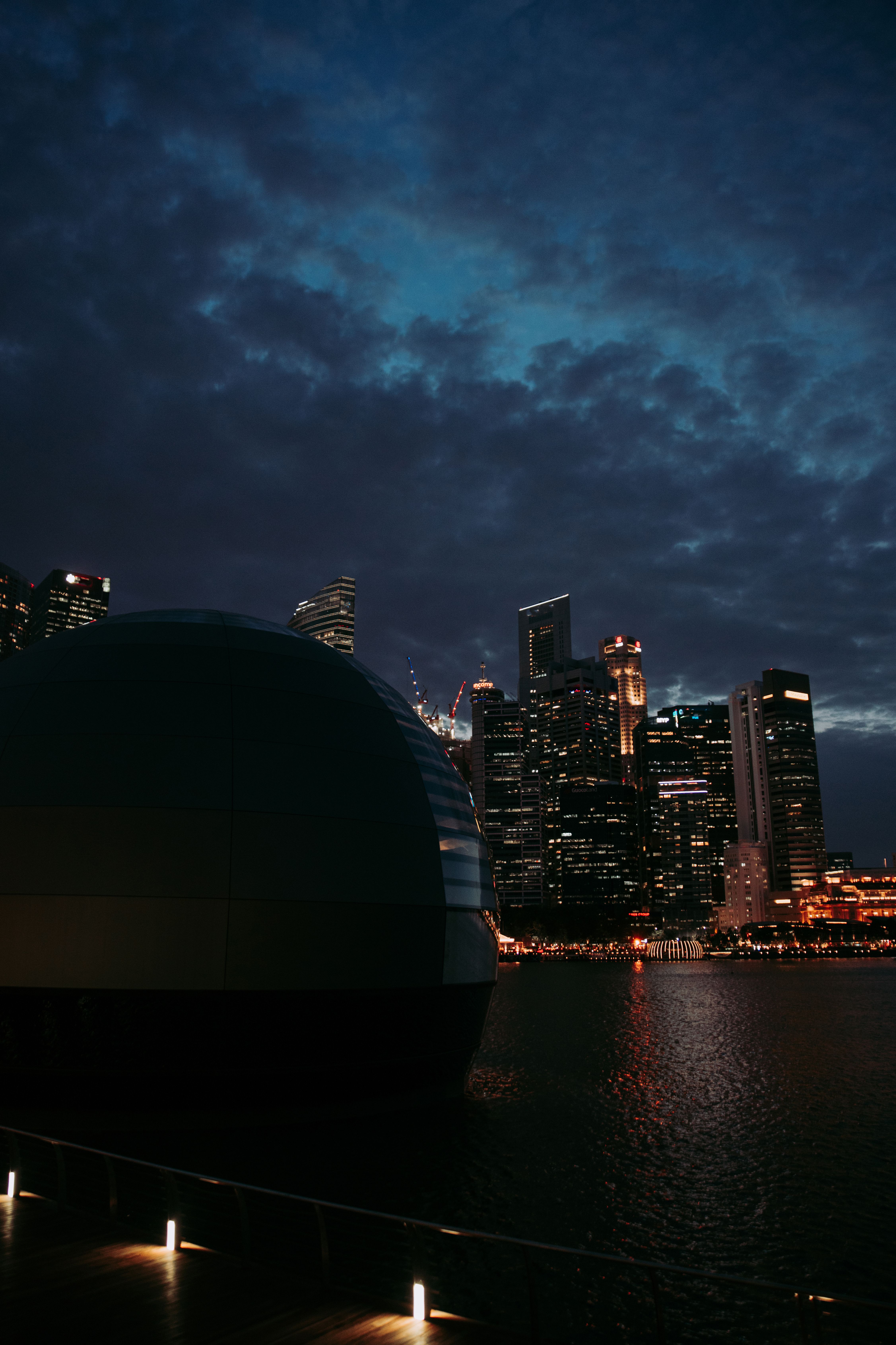 "list of university in singapore"