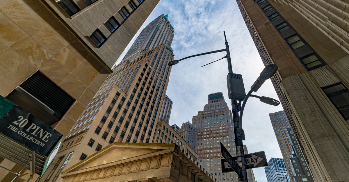 Wall Street Ends Higher as AI Stocks Rally Ahead of Fed Decision