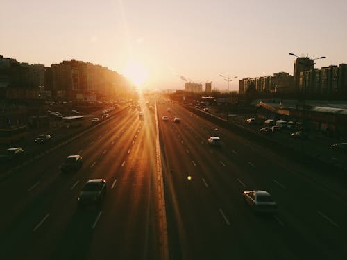 Free Δωρεάν στοκ φωτογραφιών με Ανατολή ηλίου, αστικός, αυτοκίνητα Stock Photo