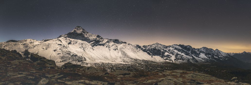 Atemberaubendes Motiv bei Nacht – Weltraum Hintergrundbild (von Marek Piwnicki, 16307×5530, #6022430)