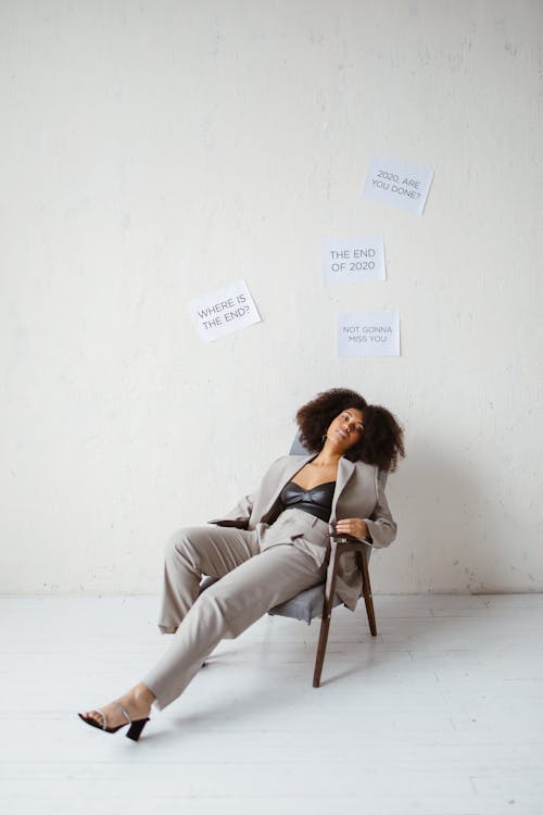 Δωρεάν στοκ φωτογραφιών με 2020, burnout, αφροαμερικάνα γυναίκα Φωτογραφία από στοκ φωτογραφιών