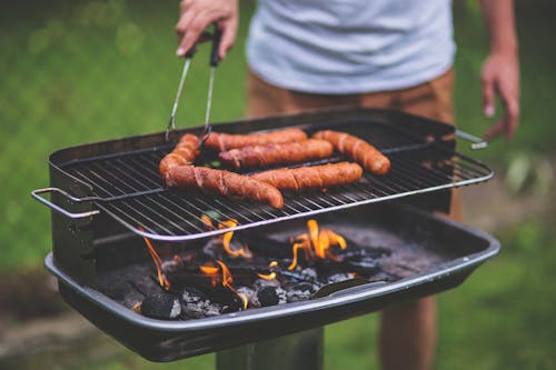 Darmowe zdjęcie z galerii z barbecue, chłopak, ciepło