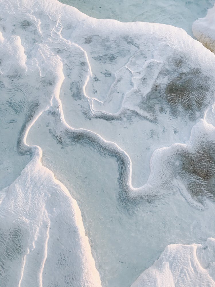 White Stone On The Seashore 