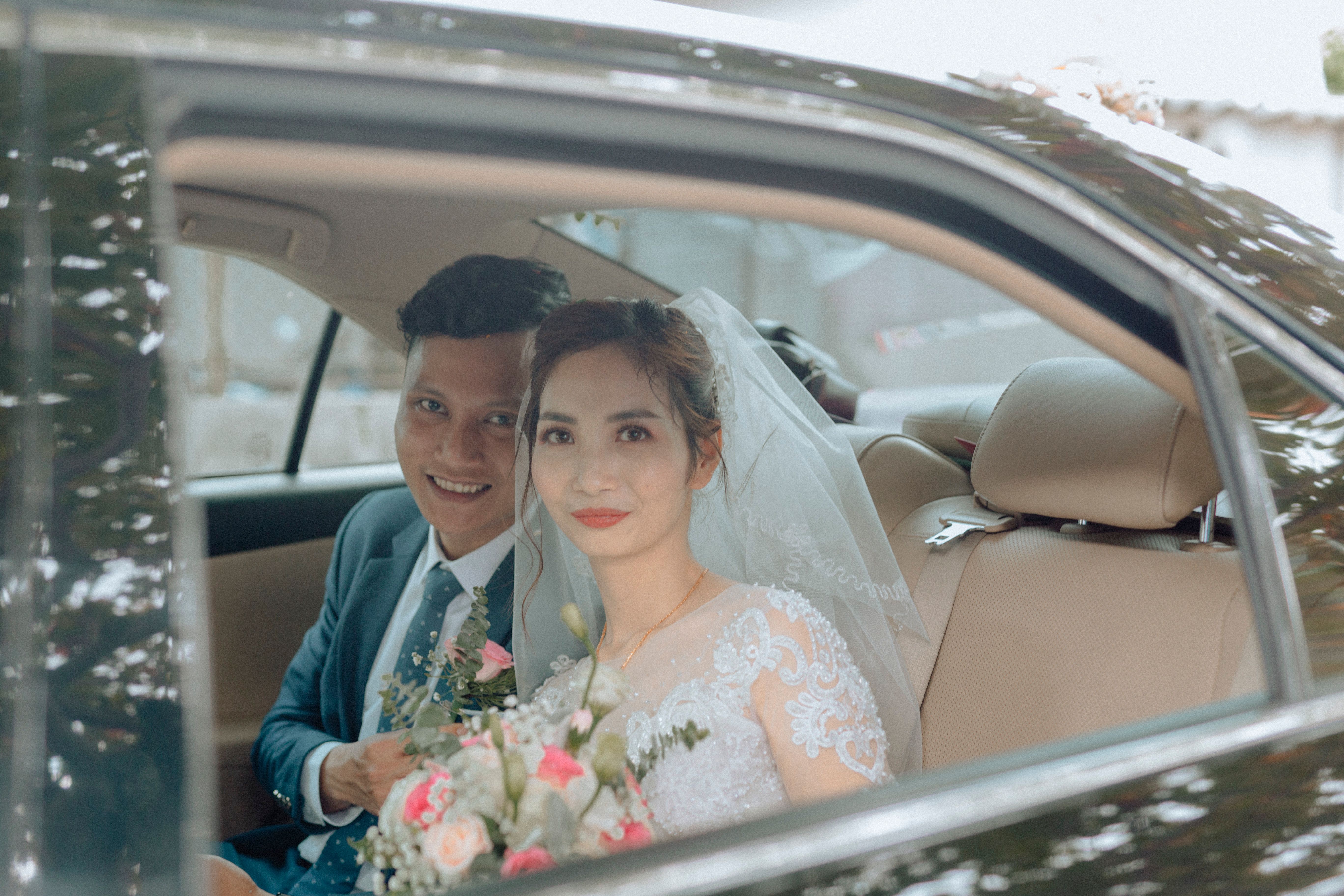 Lịch Trình Trang Điểm Sáng Ngày Cưới Cho Da Dầu Hà Nội