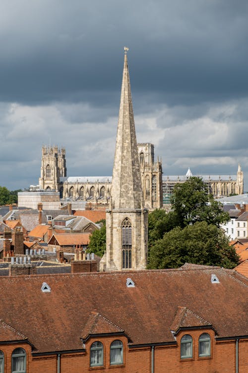 Immagine gratuita di architettura, chiesa, città