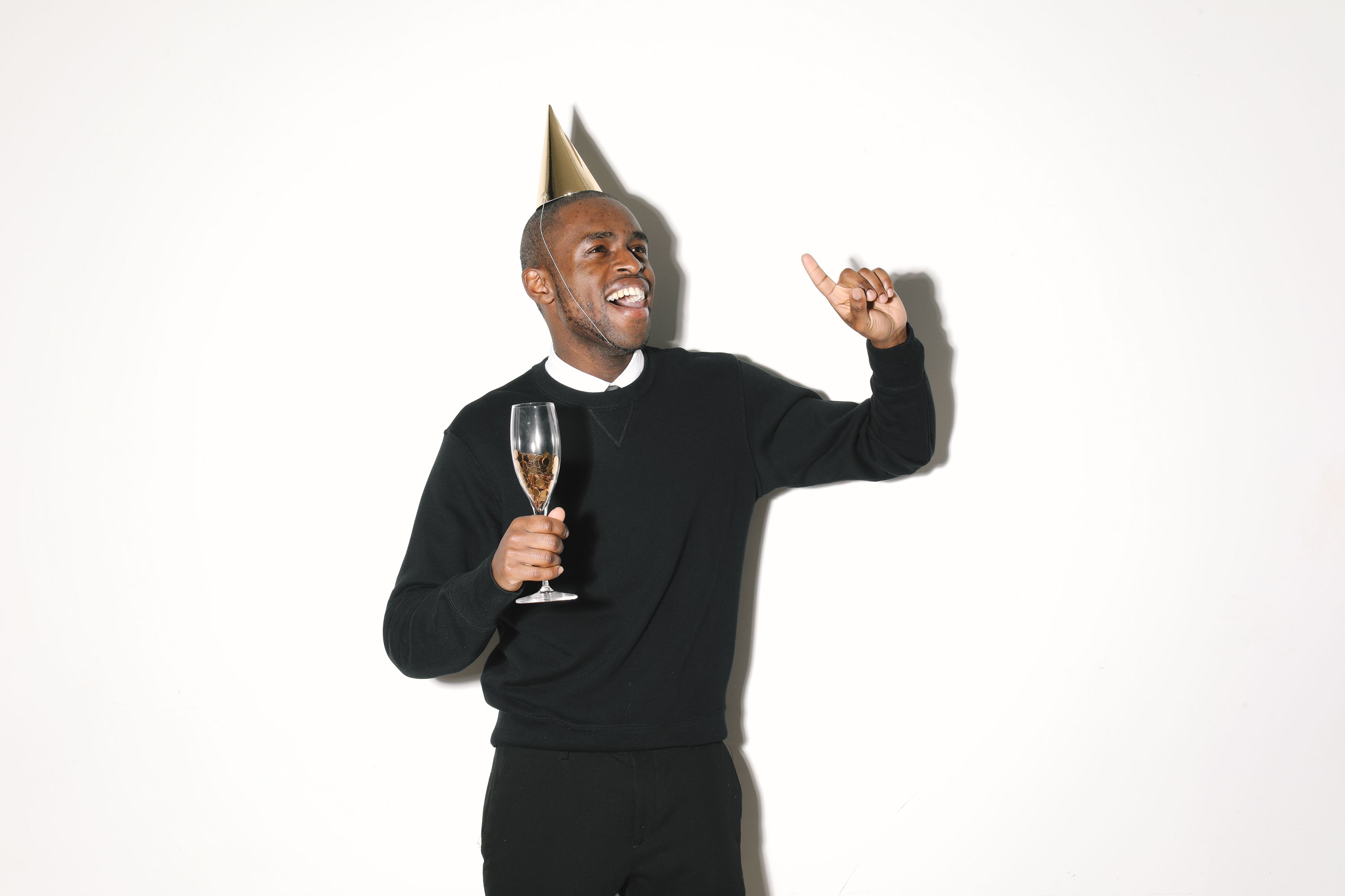 Can You Drink Alcohol After Your COVID-19 Vaccine? Let's Get the Facts Straight!