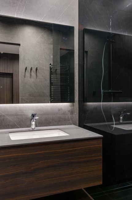 79. Kamar Mandi Minimalis Desain Tren dengan Sentuhan Mewah 79. Kamar Mandi Minimalis Desain Tren dengan Sentuhan Mewah