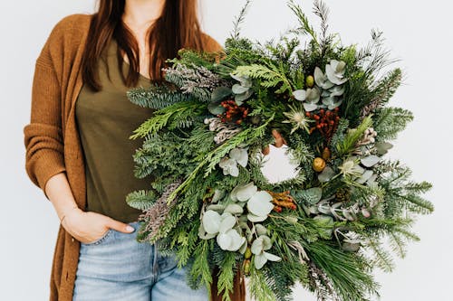DIY Wreaths Using Native Fall Foliage