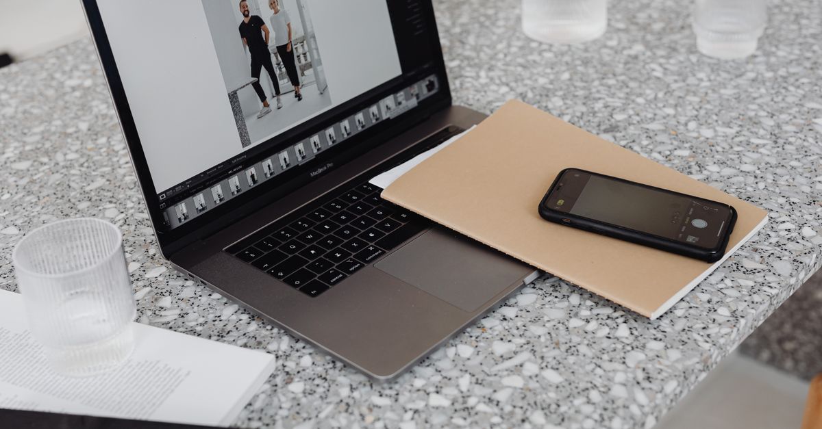 10 Must-Have Gadgets to Score on Black Friday Deals