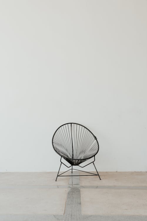 Free Black chair in empty room Stock Photo