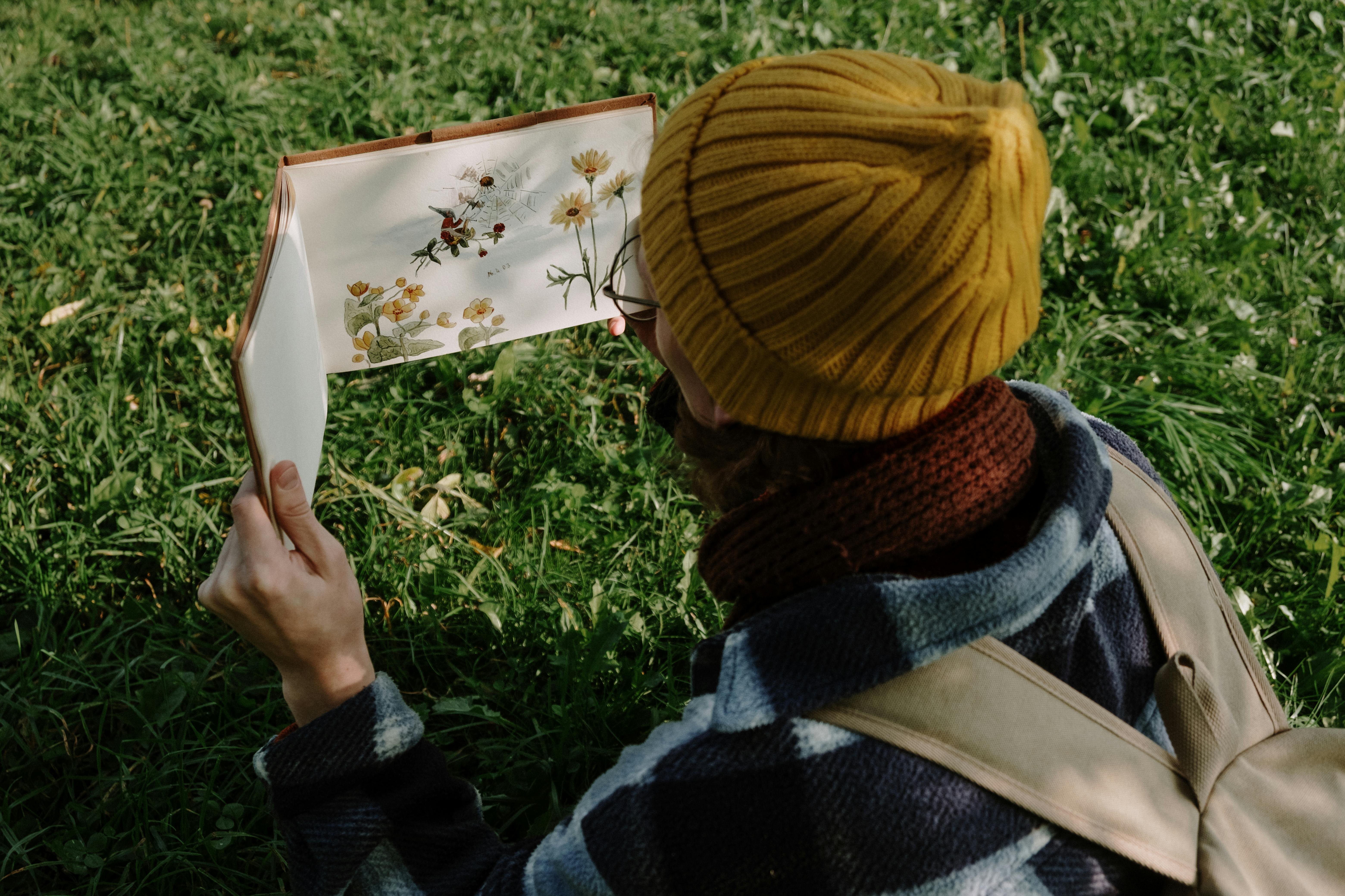 Believing Folk Rules and Foraging Myths